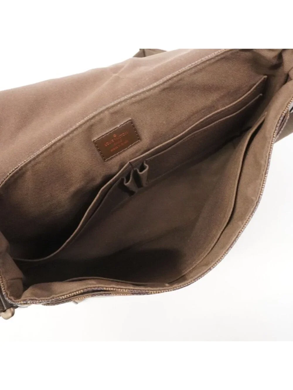 Louis Vuitton Shoulder Bag Damier District MM Ebene